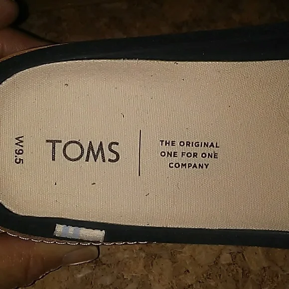 COPY - Women's NIB Suede Tom's Mules - Picture 2 of 8